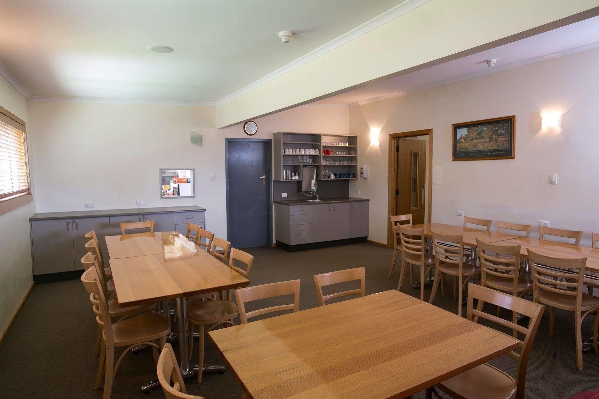 Cooroona Alpine Lodge Falls Creek Ngoại thất bức ảnh